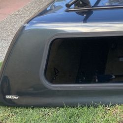 Snug Top Camper Shell