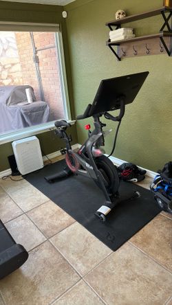 Peloton indoor bike