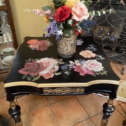 Elegant Refurbished Antique Table 