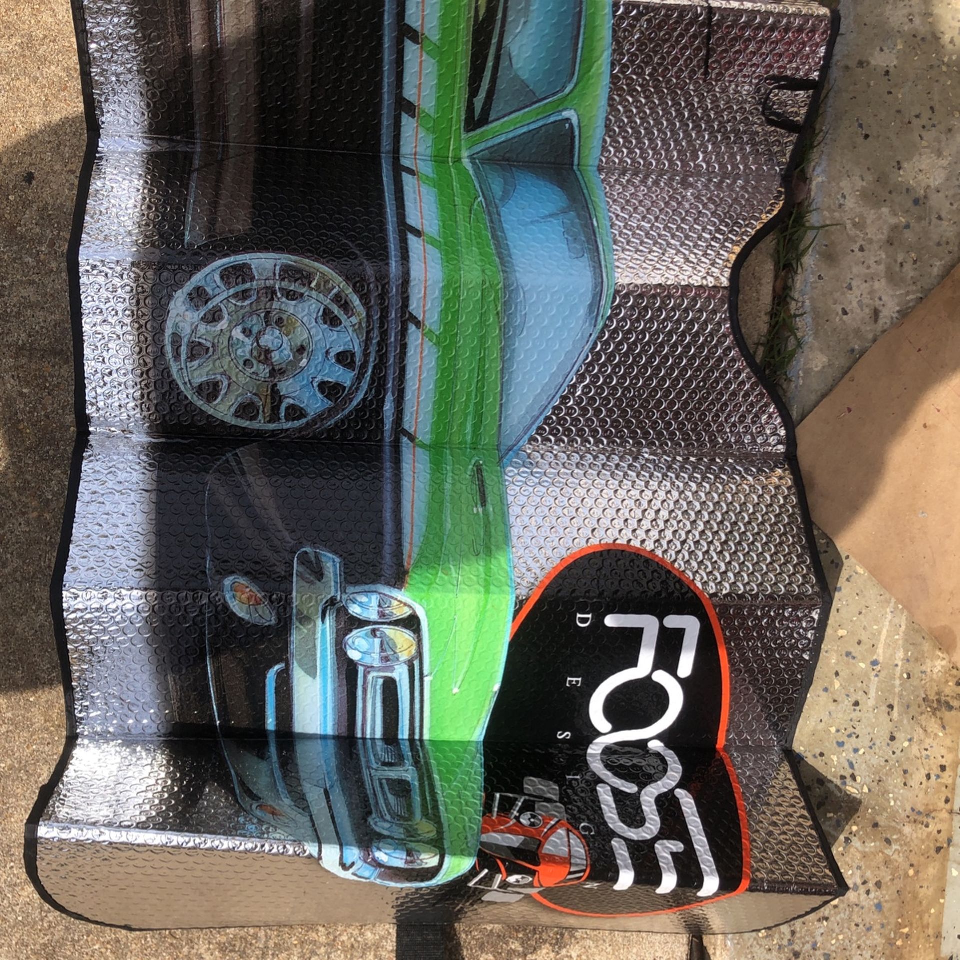 Foose Design Folding Car Windshield Sun Shade Visor