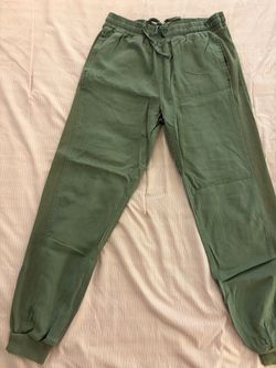 Woman’s pants size small
