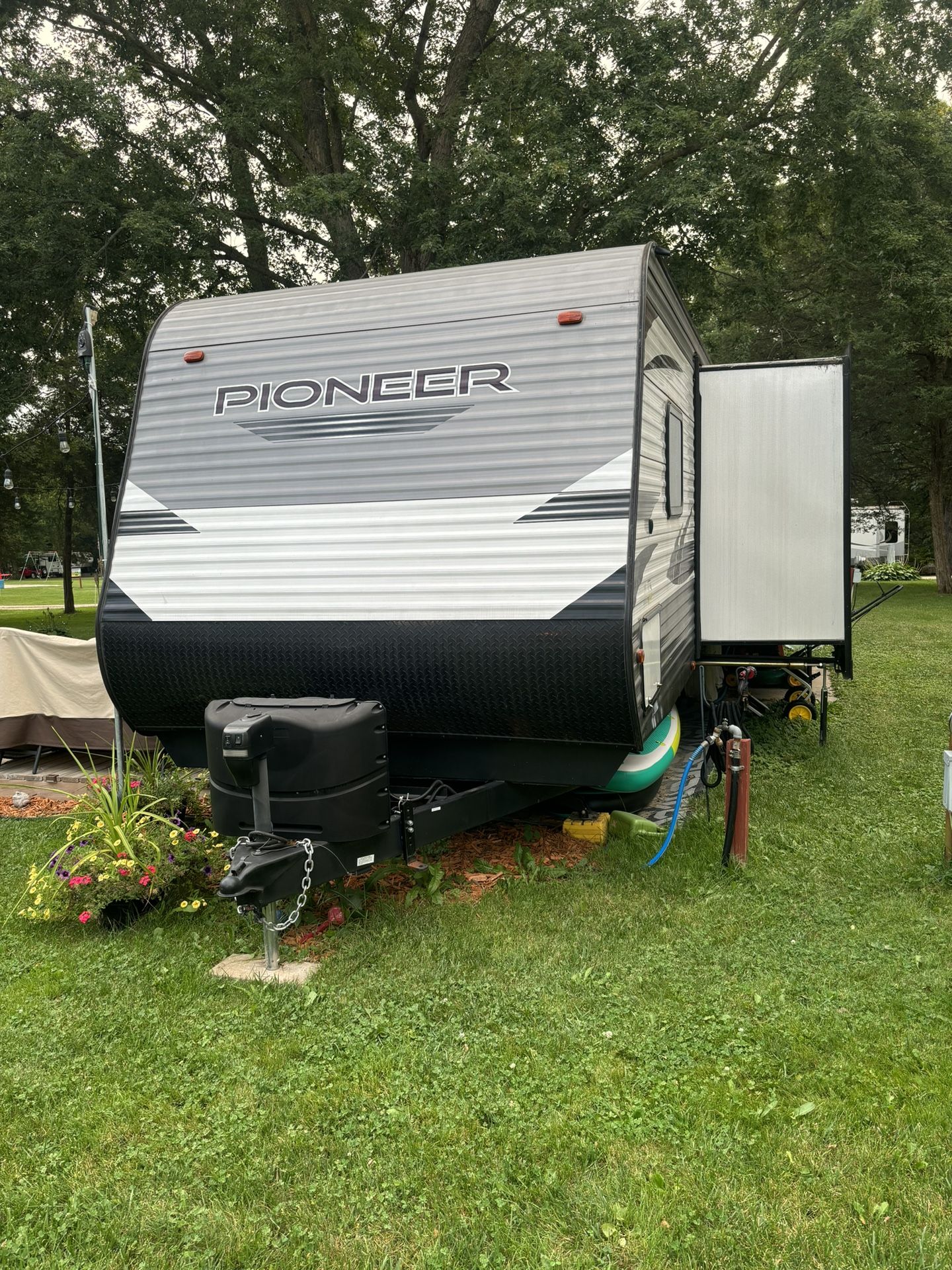 2021 Heartland Pioneer