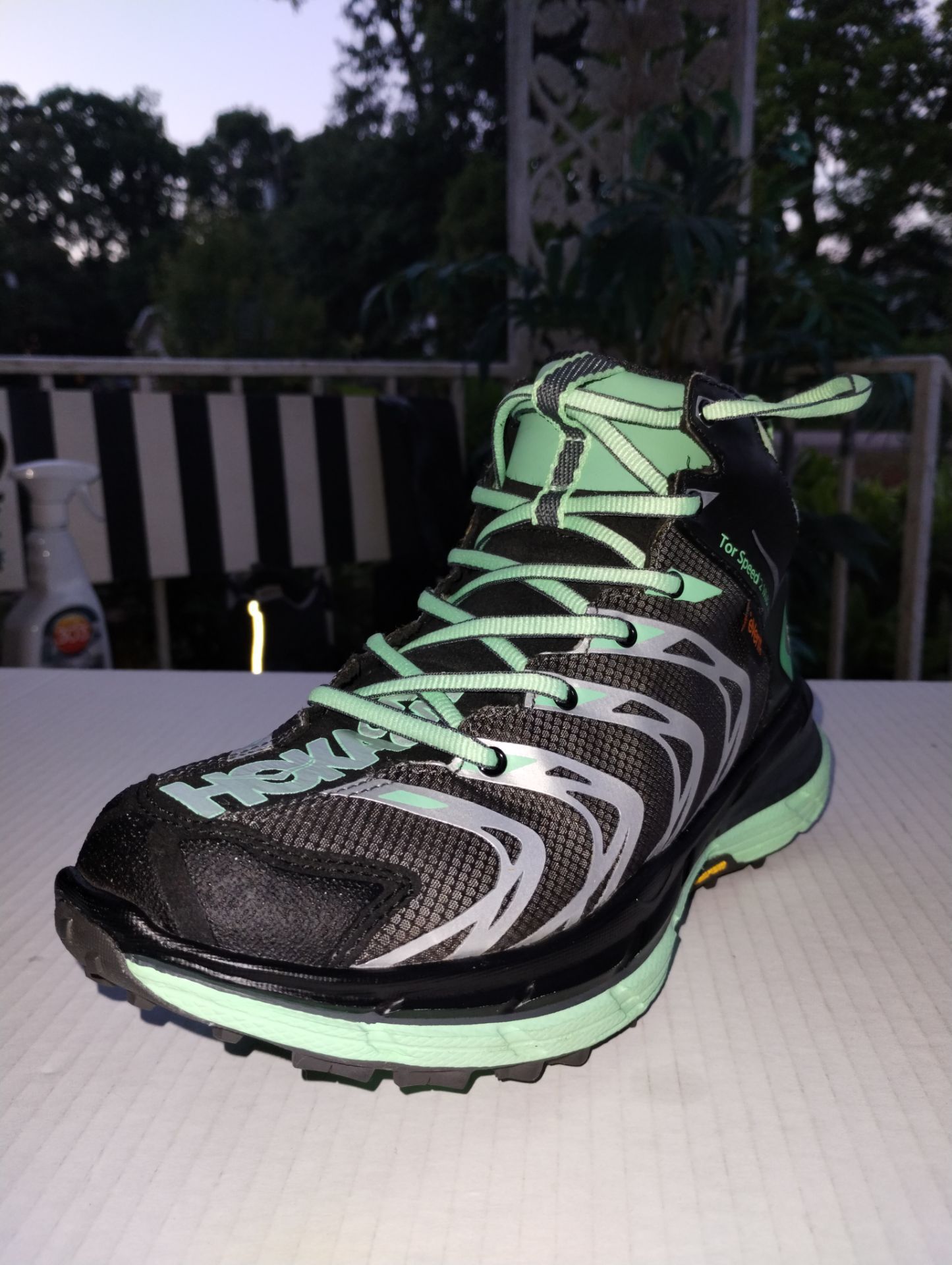 (Size 7/7.5) Women's, Like New, Hoka One One Tor Speed 2 Mid WP Hiking Boots. Waterproof.