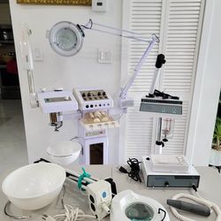 Multifunctional Electric Spa Facial Equipment 10-in-1 unit Galvanic/Silhouet-Tone.