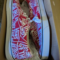 Vans Off The Wall Size 13 Never Worn 