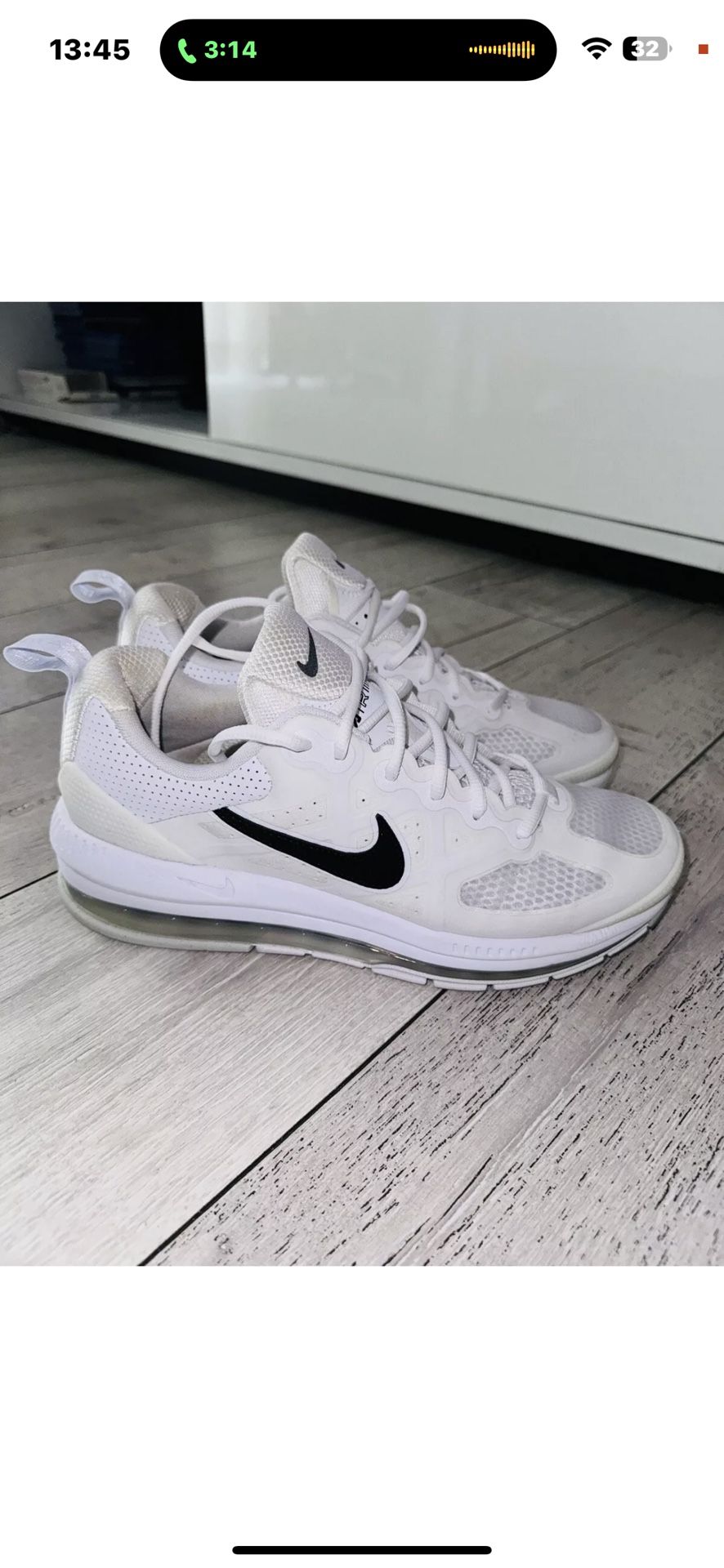 Size 9.5 - Nike Air Max Genome White Black
