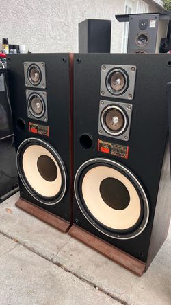 15” Woofer Fisher Speakers