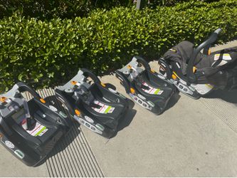 Chicco Car Seat, 4 Bases, and Caddy