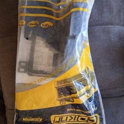 Stereo Mounting  Dash Kit