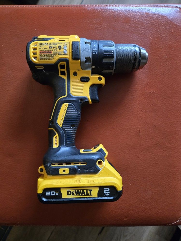 DeWalt DCD791 Hammer Drill With 20v 2AH Battery