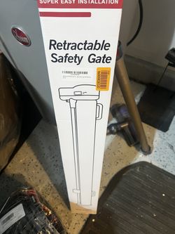 Retractable Safety Gate 