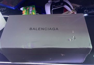 Balenciaga black fur slides size 43