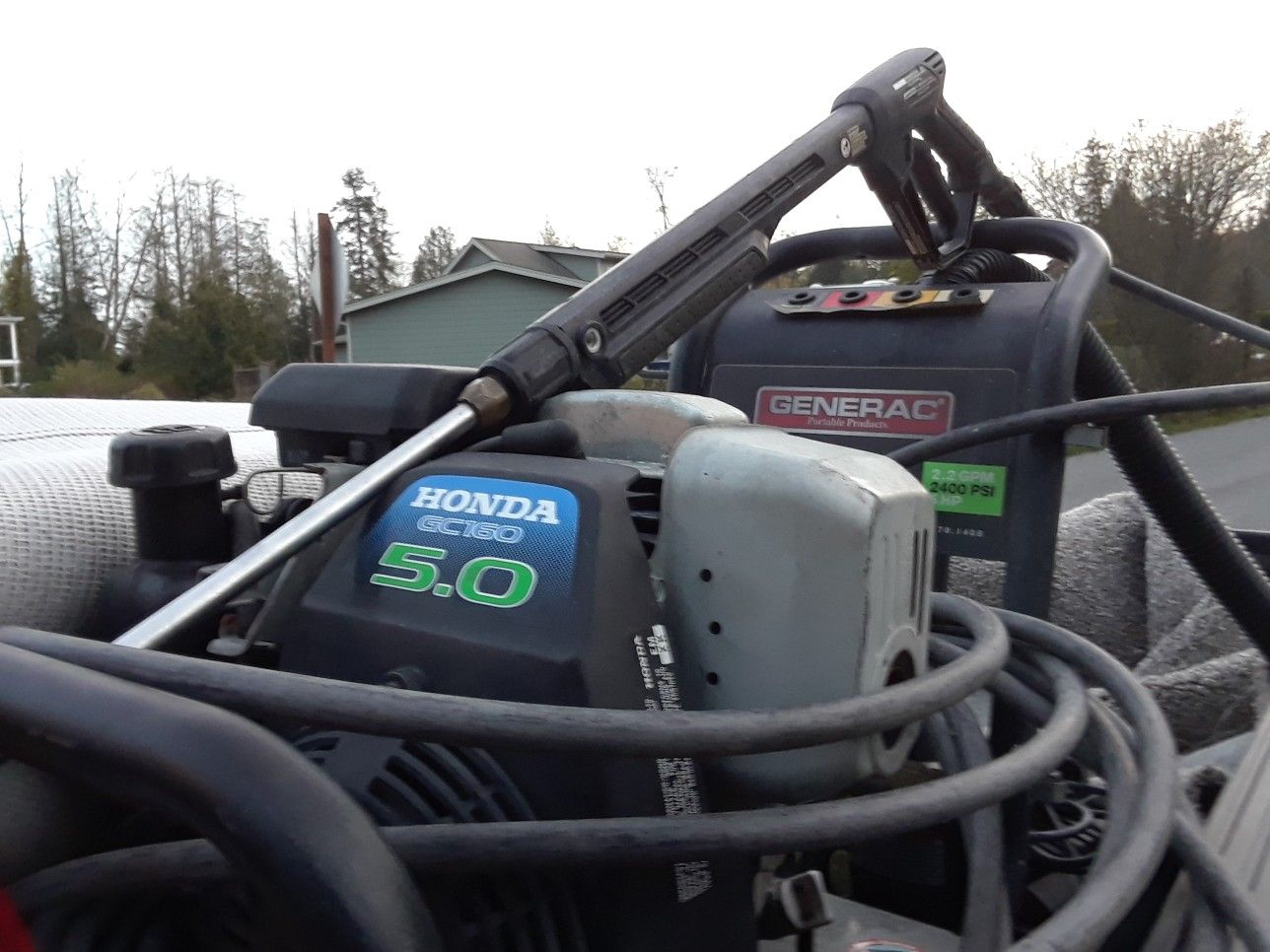 Generac 2400psi Pressure Washer with Honda GC160 5.0HP motor