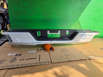 REAR BUMPER  COLORADO  OR  CANYON  2023 2024 2025 2026 OEM