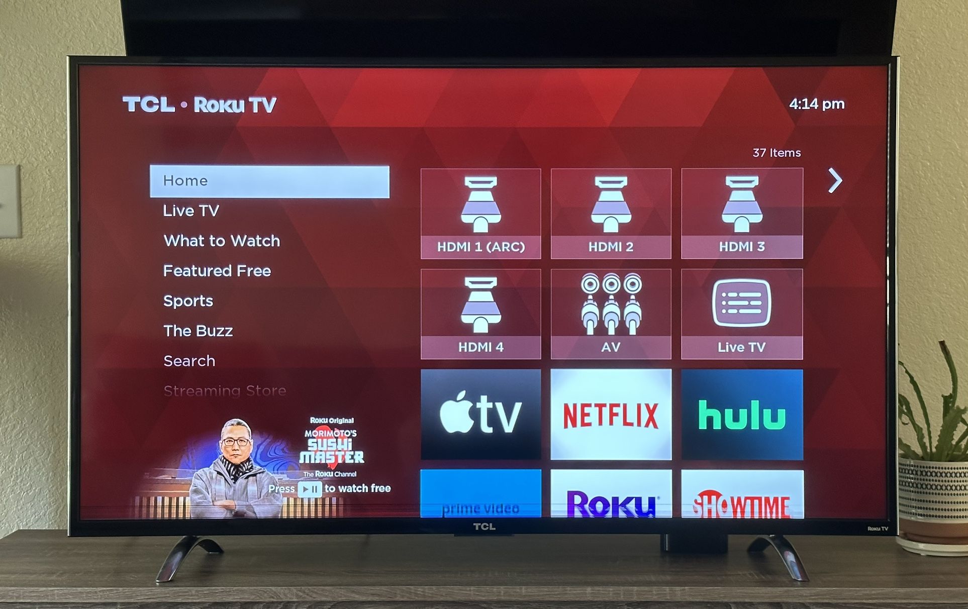 TCL 50UP130 50-Inch 4K Ultra HD Roku Smart LED TV (2016 Model)