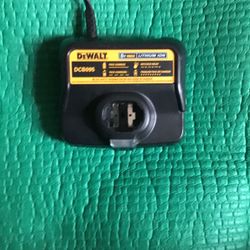 Dewalt Charger, 12v