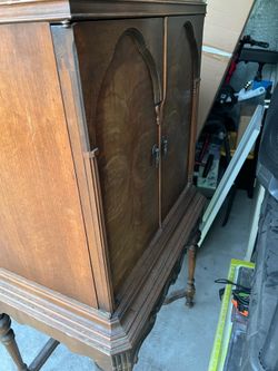 Tall radio cabinet