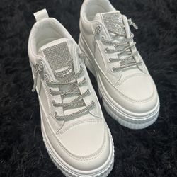 White Platform Sneakers With Rinestone Laces