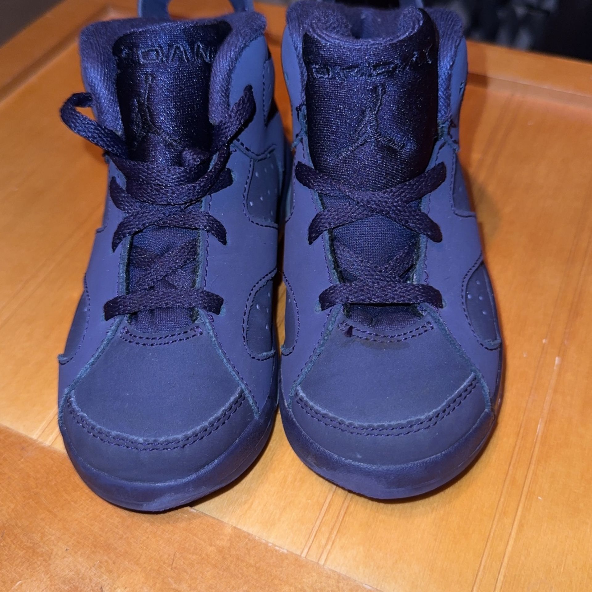 JORDAN 6 RETRO