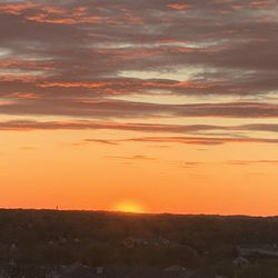 Queen Adjustable (multiple modes) Bed Set