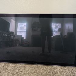 60" Panasonic Viera Plasma Tv