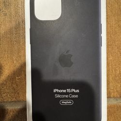 Apple Brand NEW iPhone 15 Plus Silicone Case - Black With MagSafe 