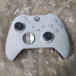 Microsoft Xbox One Elite Wireless Controller Special Edition White
