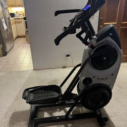 Bowflex Max Trainer M6