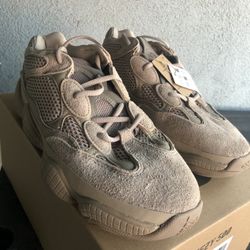 Yeezy 500 “Taupe Light” (Size 11) 