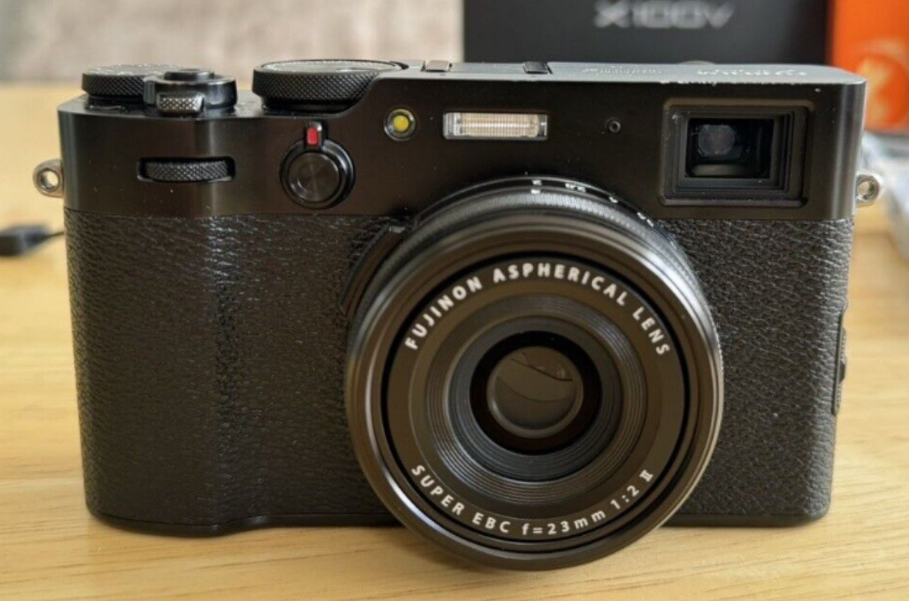 DIGITALFUJIFILM×100VBLACK