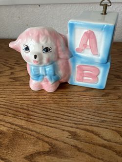 Baby lamb planter