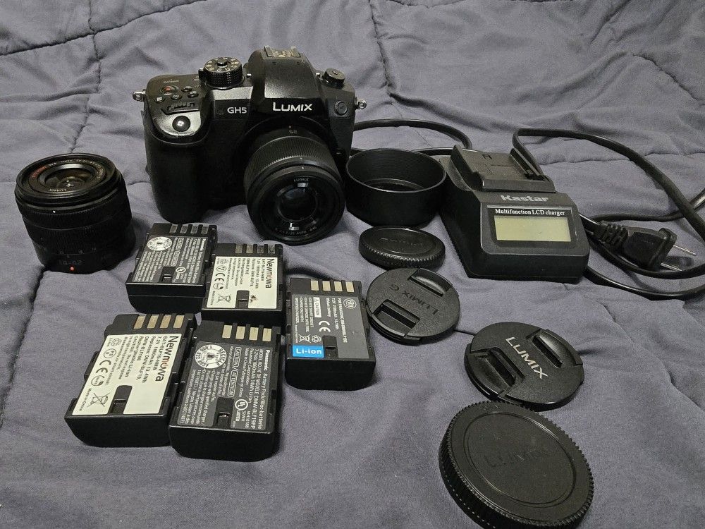 Panasonic GH5 V-Log Kit – 2 Lenses + 5 Batteries