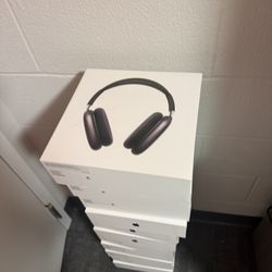 Air Pod Maxes