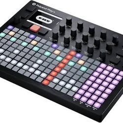 Polyend Play+ Play Plus +