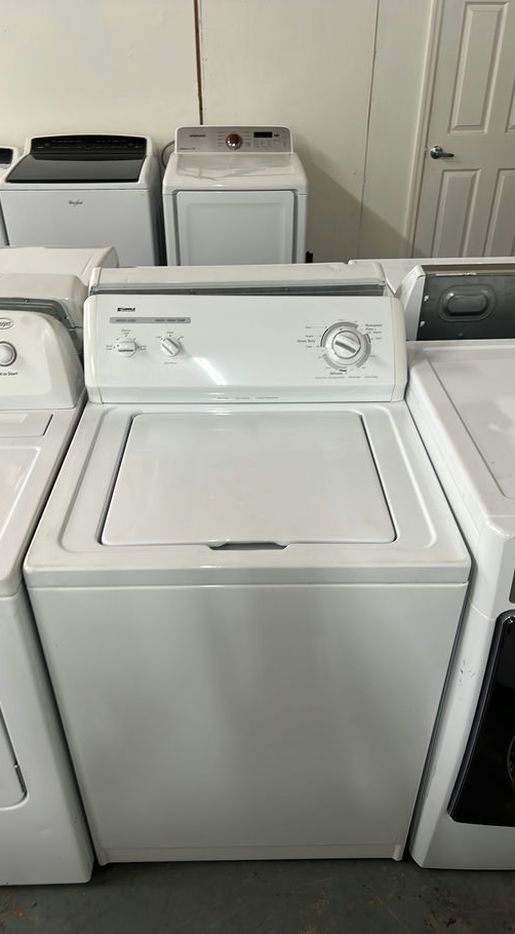 White Kenmore Top Load Washing Machine - Large Capacity