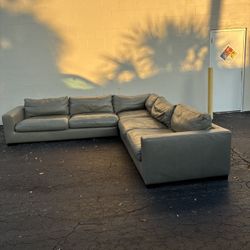 ✨ Extra-Large Jonathan Louis Leather Sectional – Modern, Clean & Extremely Comfortable ✨