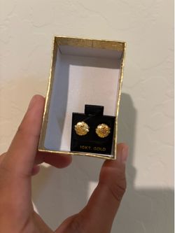 10 k nugget earrings