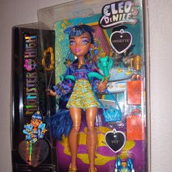 Cleo De Nile Monster High Doll