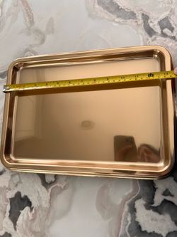 Golden color plastic serving plates