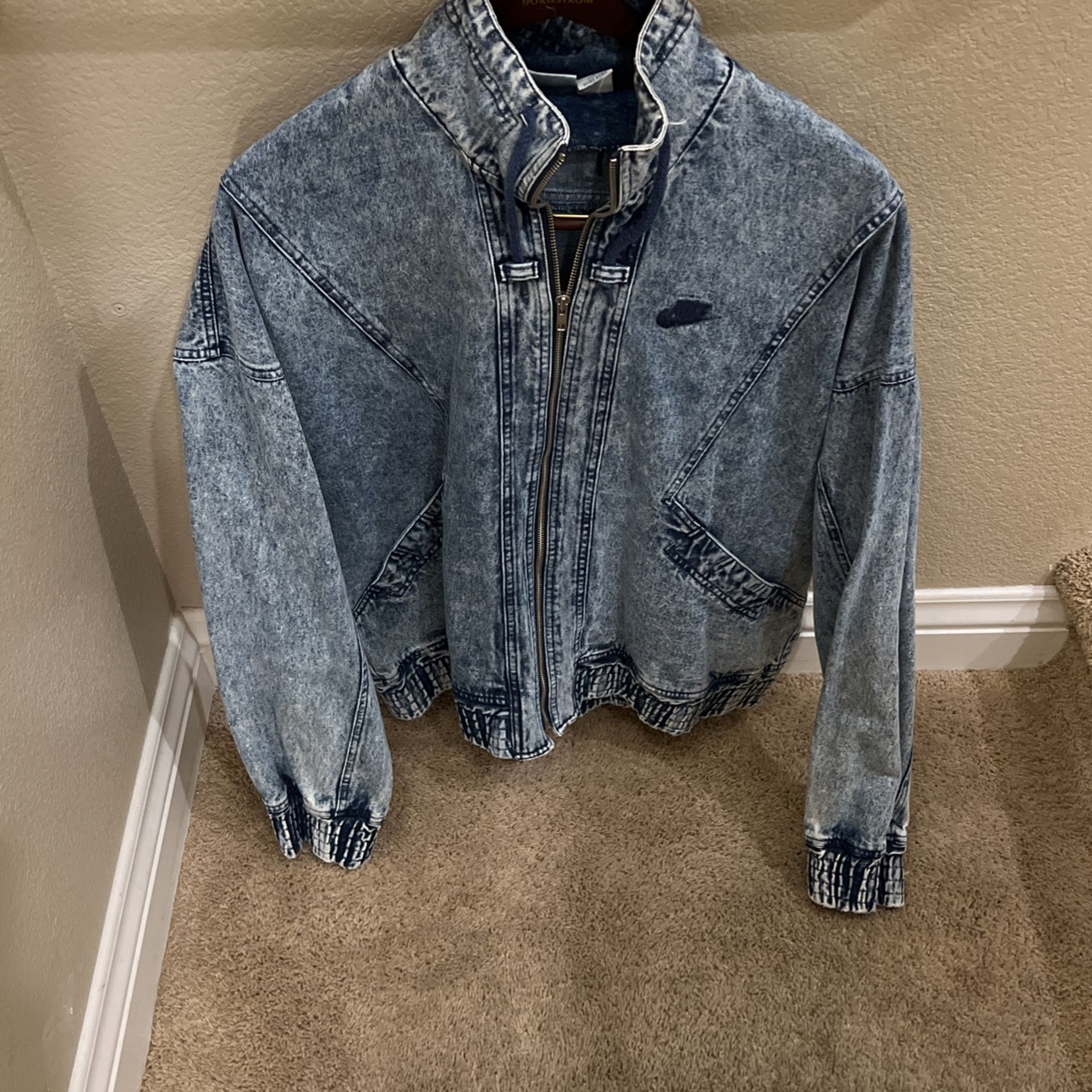 Nike Challenge Court, Denim Jacket, Size Large