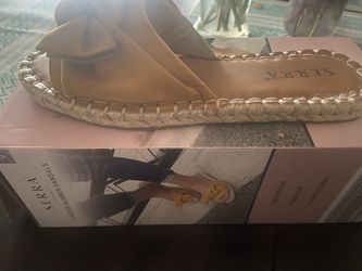 Ladies summer sandals