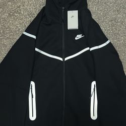 nike tech reflective 