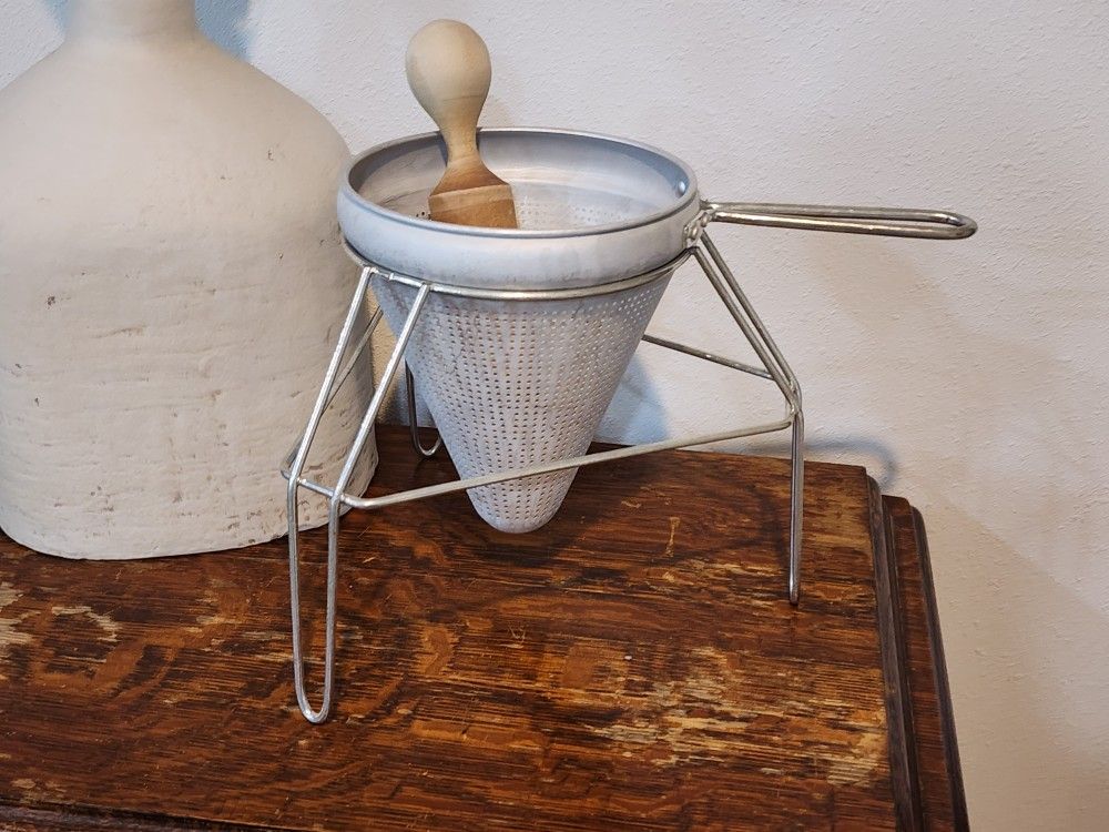 Aluminum Canning Strainer Sieve Colander w/Stand & Wooden Pestle VTG