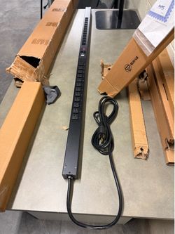 APC AP7830 Rack PDU, 24-Outlet Power Distribution