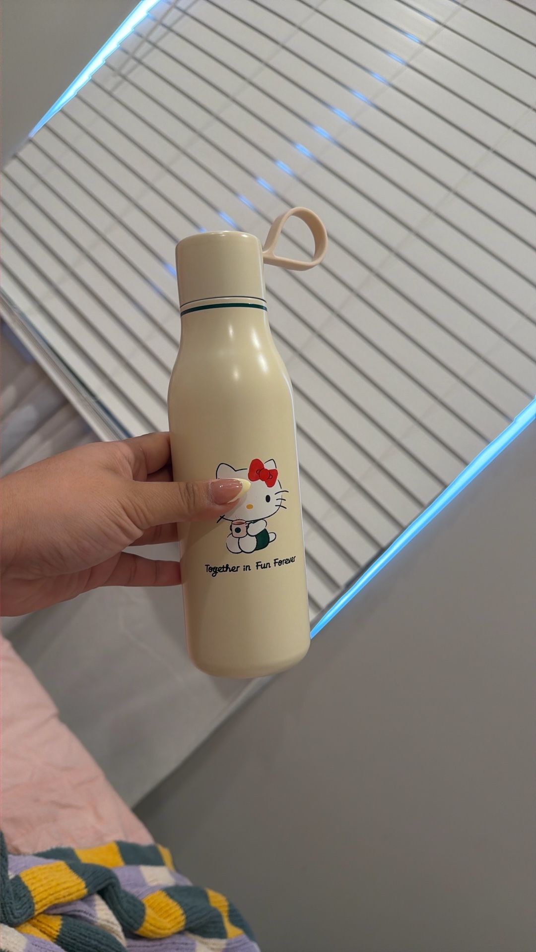 Hello Kitty Starbucks glass 