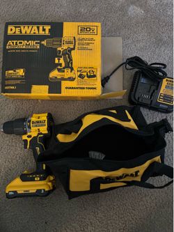DEWALT DCD799 ATOMIC 20V 1/2" Hammer Drill Kit W 3Ah Battery & Charger Plus Exit