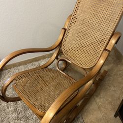 Rocking Chair 