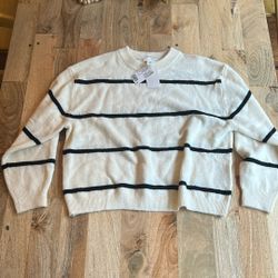 Brand new women's H&M sweater