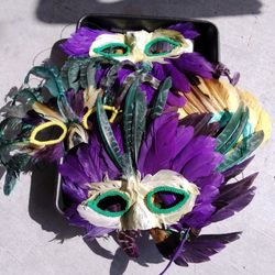 Decorations 