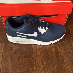 Nike shoes s 8 womens or junior youth 6.5